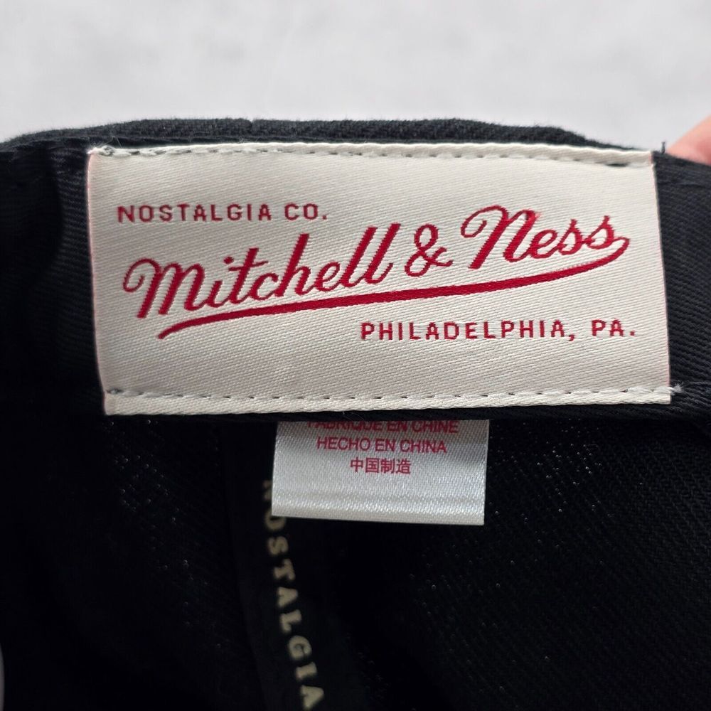 Mitchell & Ness Los Angeles Lakers Vibes Cap Black & Purple Snapback Hat‎ - Picture 13 of 14